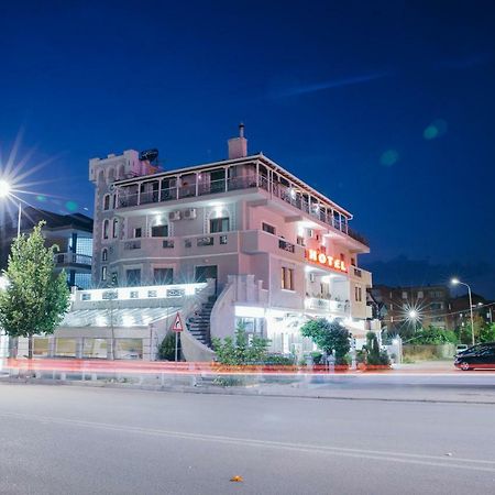קורצ'ה Dea Hotel 2002 מראה חיצוני תמונה