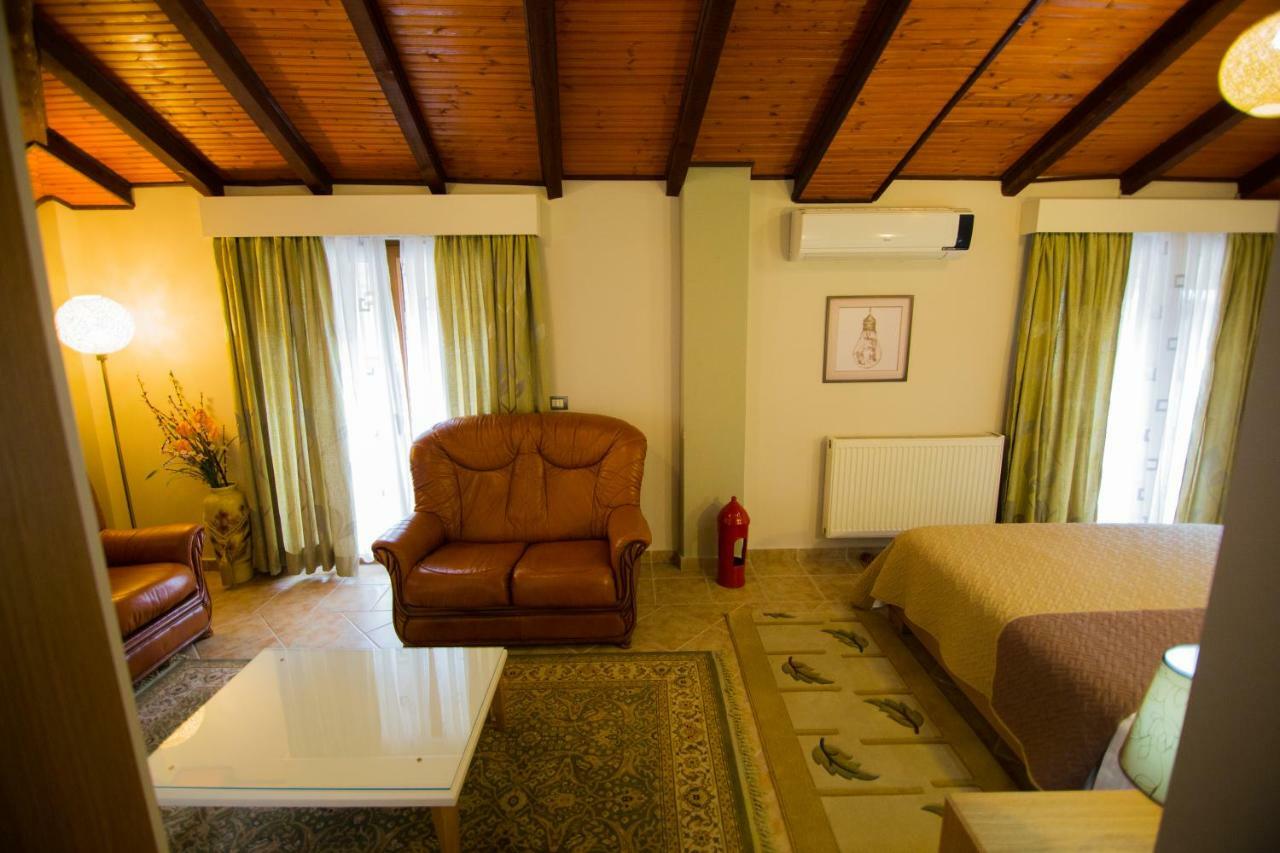 קורצ'ה Dea Hotel 2002 מראה חיצוני תמונה